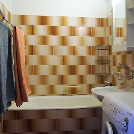 J&j Rynek, 3 Rooms, 2-6 People, Parking Breslavia